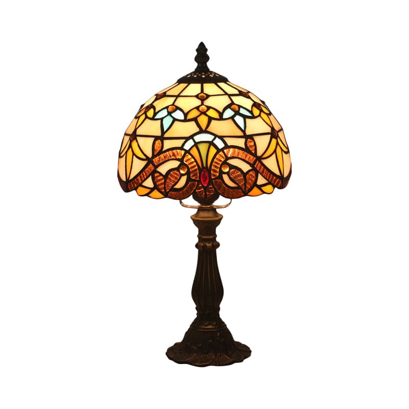 SIENNA - Tiffany vormige lamp van gekleurd glas met loodlijnen