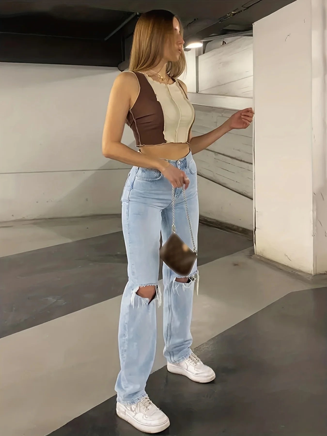 SIENNA - High-waisted gescheurde jeans met rechte pijpen