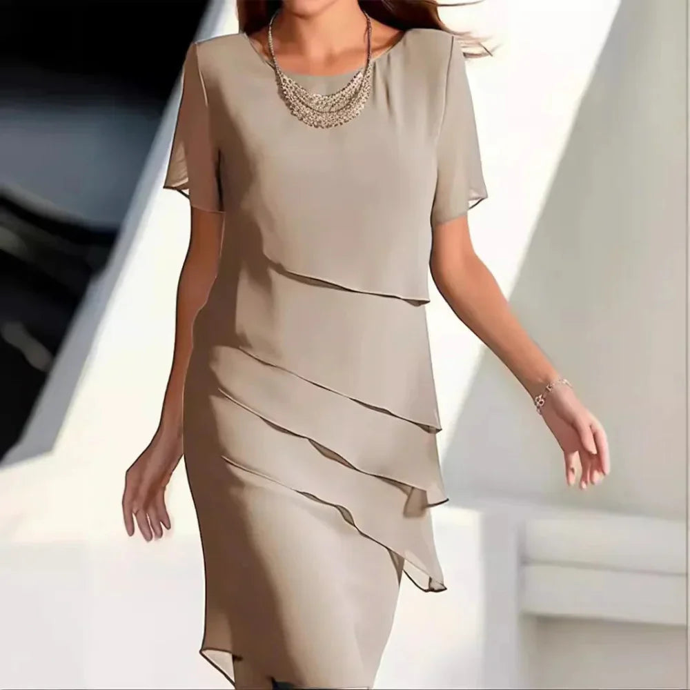 Zomerse midi-jurk van luchtige chiffon met speels laagjesontwerp – LYANA BREEZE - Glamorix