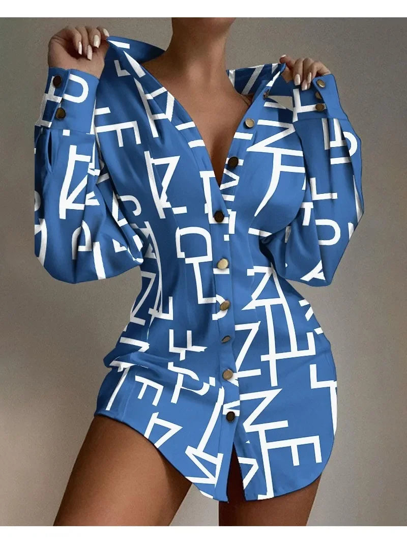 Stijlvolle dames overhemdjurk met print en gouden knopen – CELINA BOLD - Glamorix