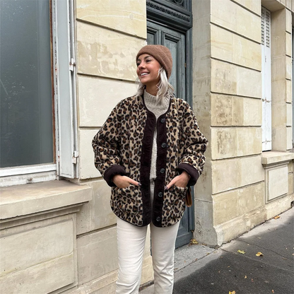 LAYLA - Luipaard fleece jas met knoopsluiting