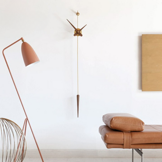 RADIANT EMPRESS - Stralende keizerin wandklok met luxe uitstraling