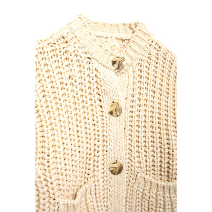 SOFIA - Beige gebreid vest met knopen en mandarin kraag