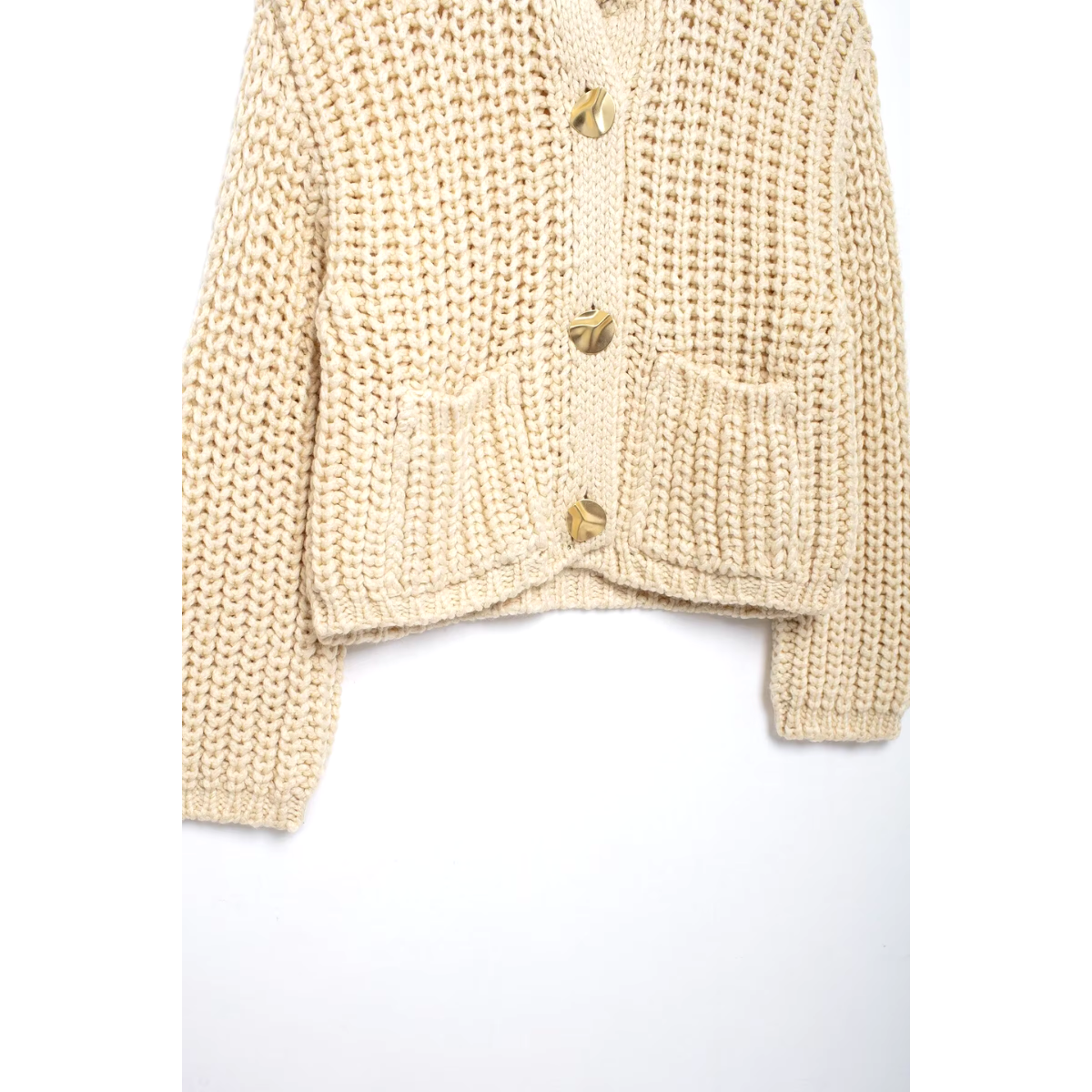 SOFIA - Beige gebreid vest met knopen en mandarin kraag
