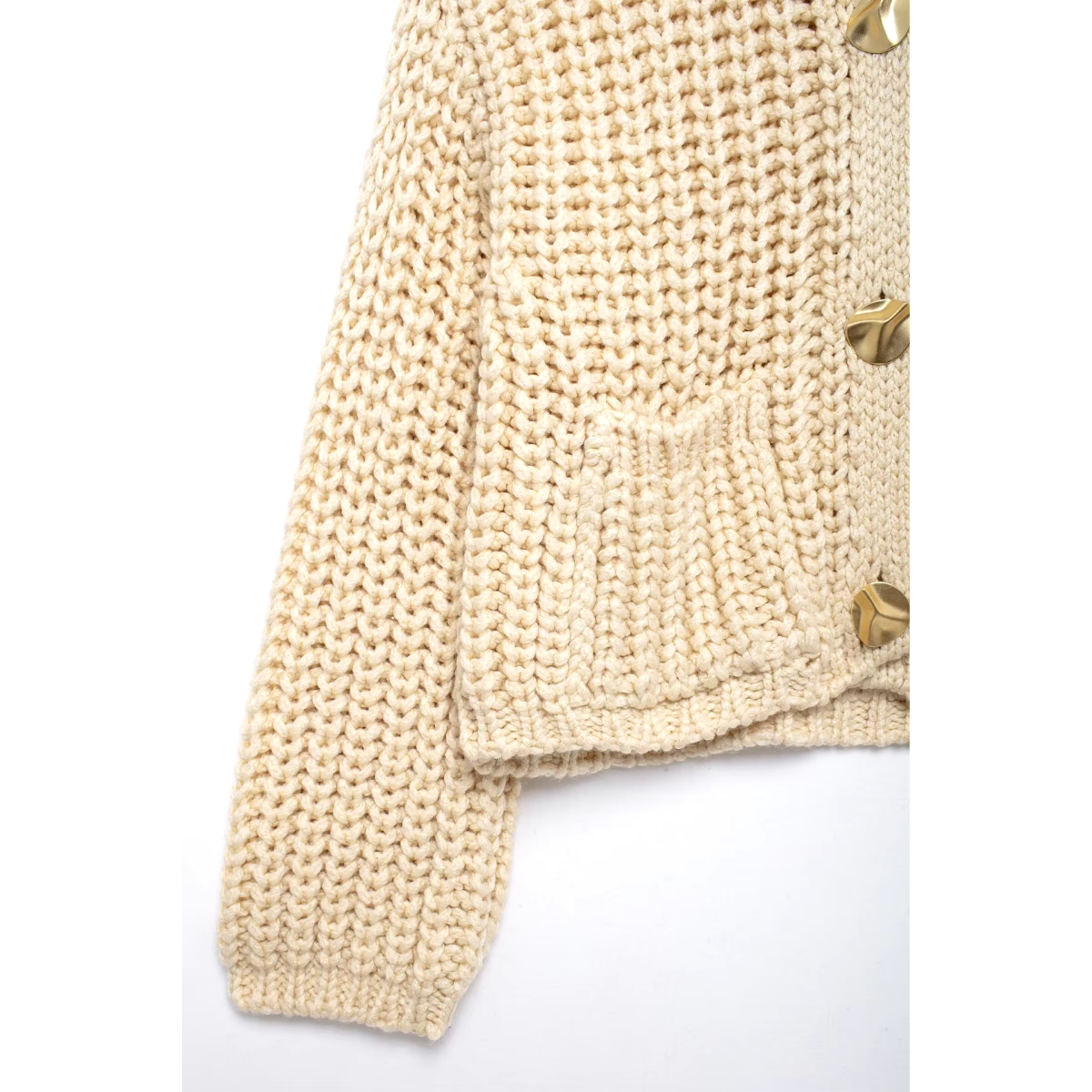 SOFIA - Beige gebreid vest met knopen en mandarin kraag