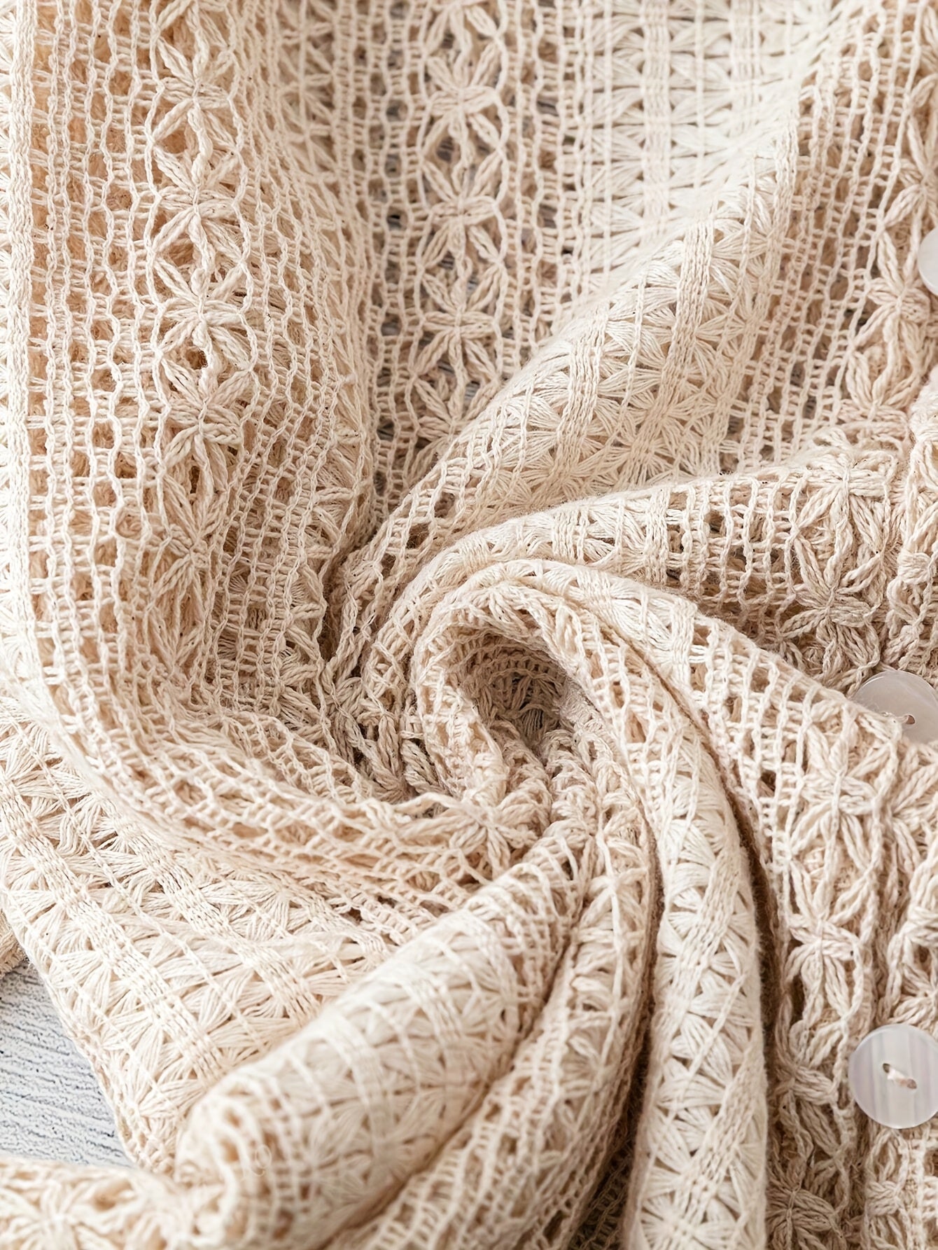 Stijlvolle Damesblouse met Kanten Accenten voor Elegante Avonden – ELENA CHIC - Glamorix