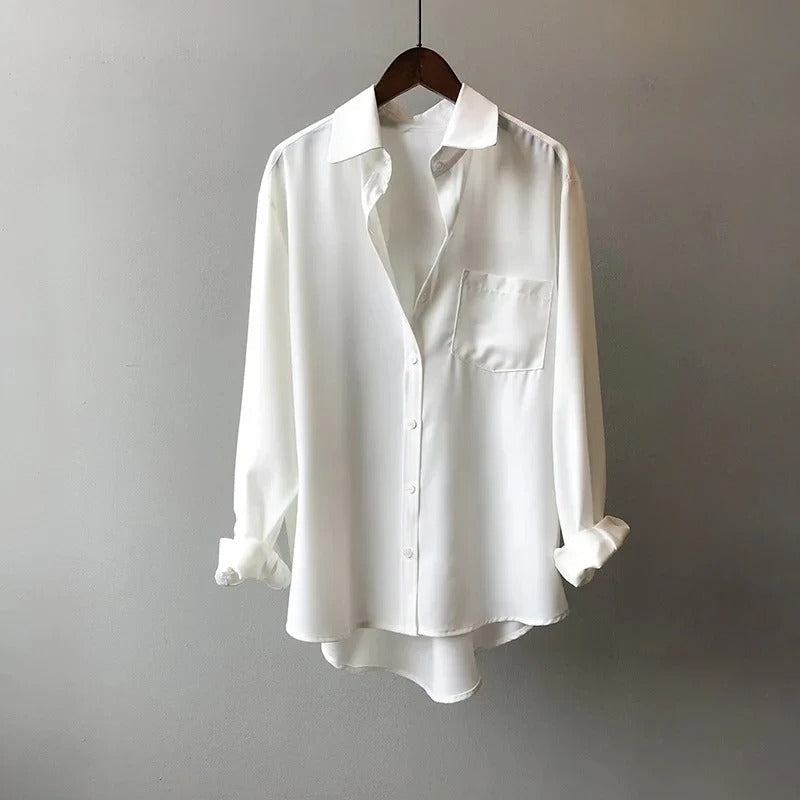 SERENZA – Stijlvolle damesblouse met chique details en tijdloze elegantie