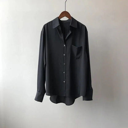 SERENZA – Stijlvolle damesblouse met chique details en tijdloze elegantie