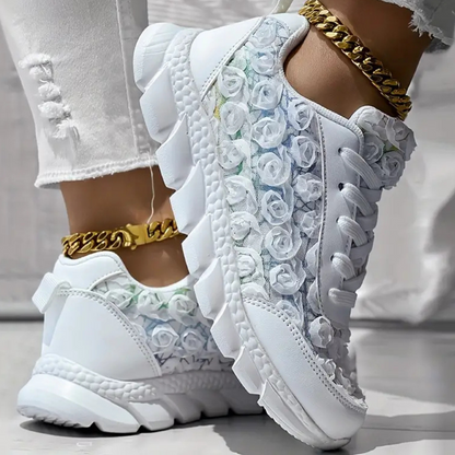 FLEUR - Lage sneakers met bloemenprint voor een speelse touch