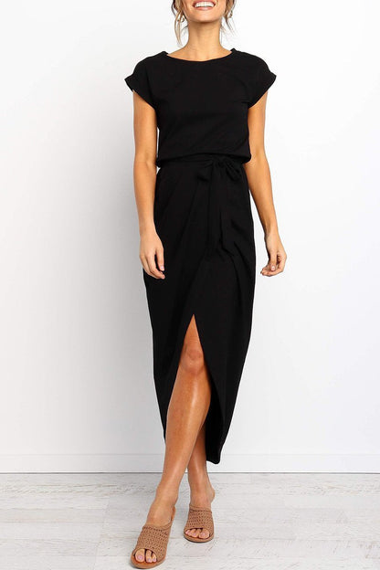 Stijlvolle dames splitjurk met ceintuur en opgerolde mouwen – MARÉLLE STRIDE - Glamorix