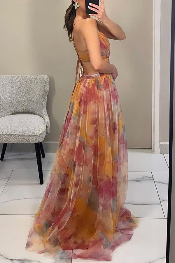 Luchtige maxi-jurk met bloemenprint en elegante details – FLORÉA - Glamorix