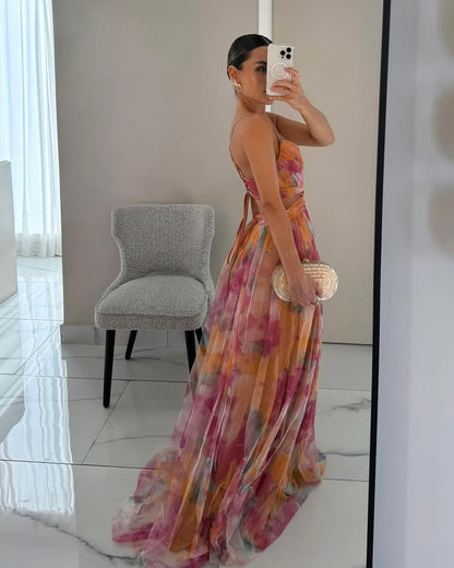 Luchtige maxi-jurk met bloemenprint en elegante details – FLORÉA - Glamorix