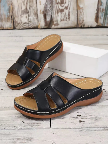 Stijlvolle dames slippers met uitgesneden band en comfortabele pasvorm – LUNAYA SLIDE - Glamorix