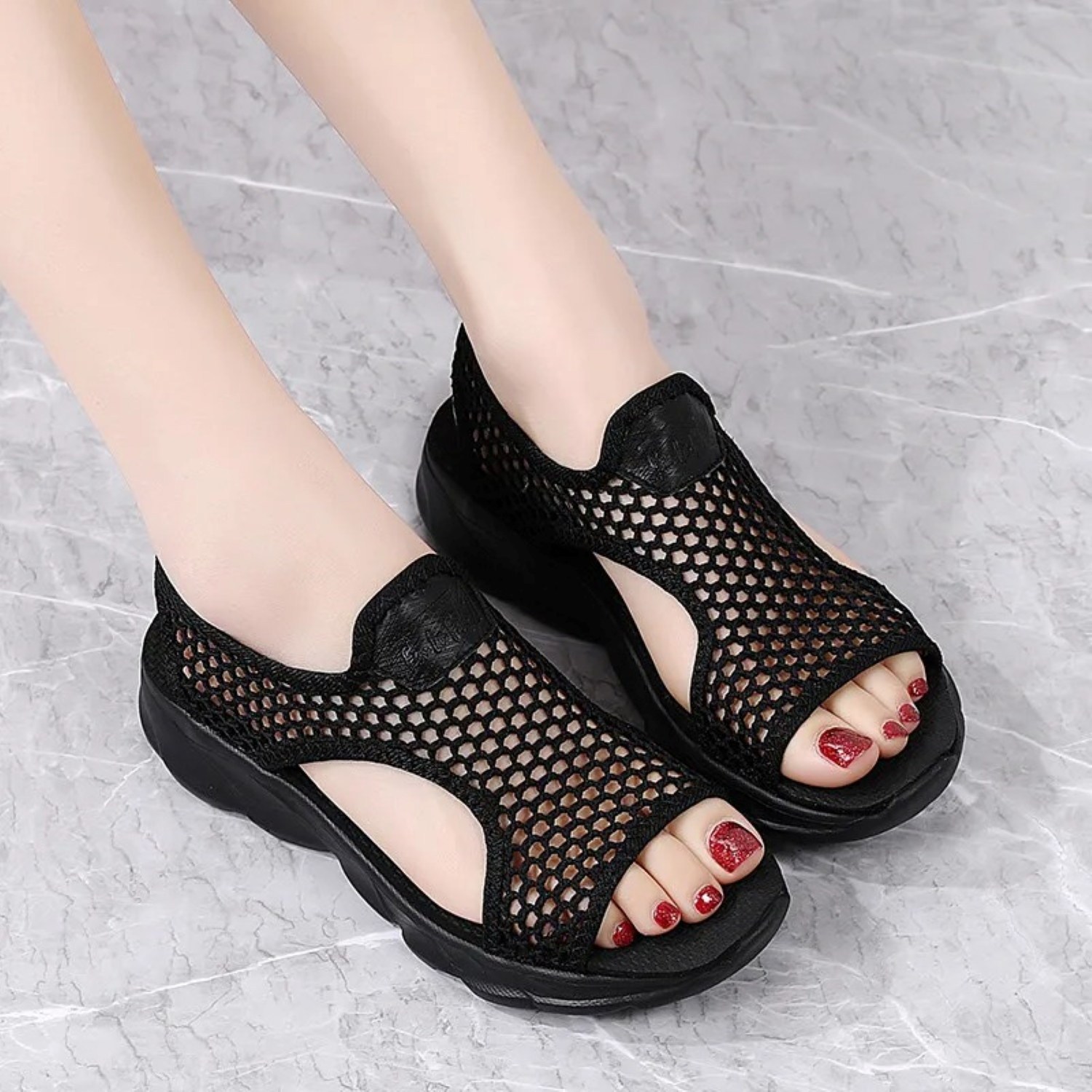Luchtige zwarte dames sandalen van ademend mesh – Veyora AirStep - Glamorix