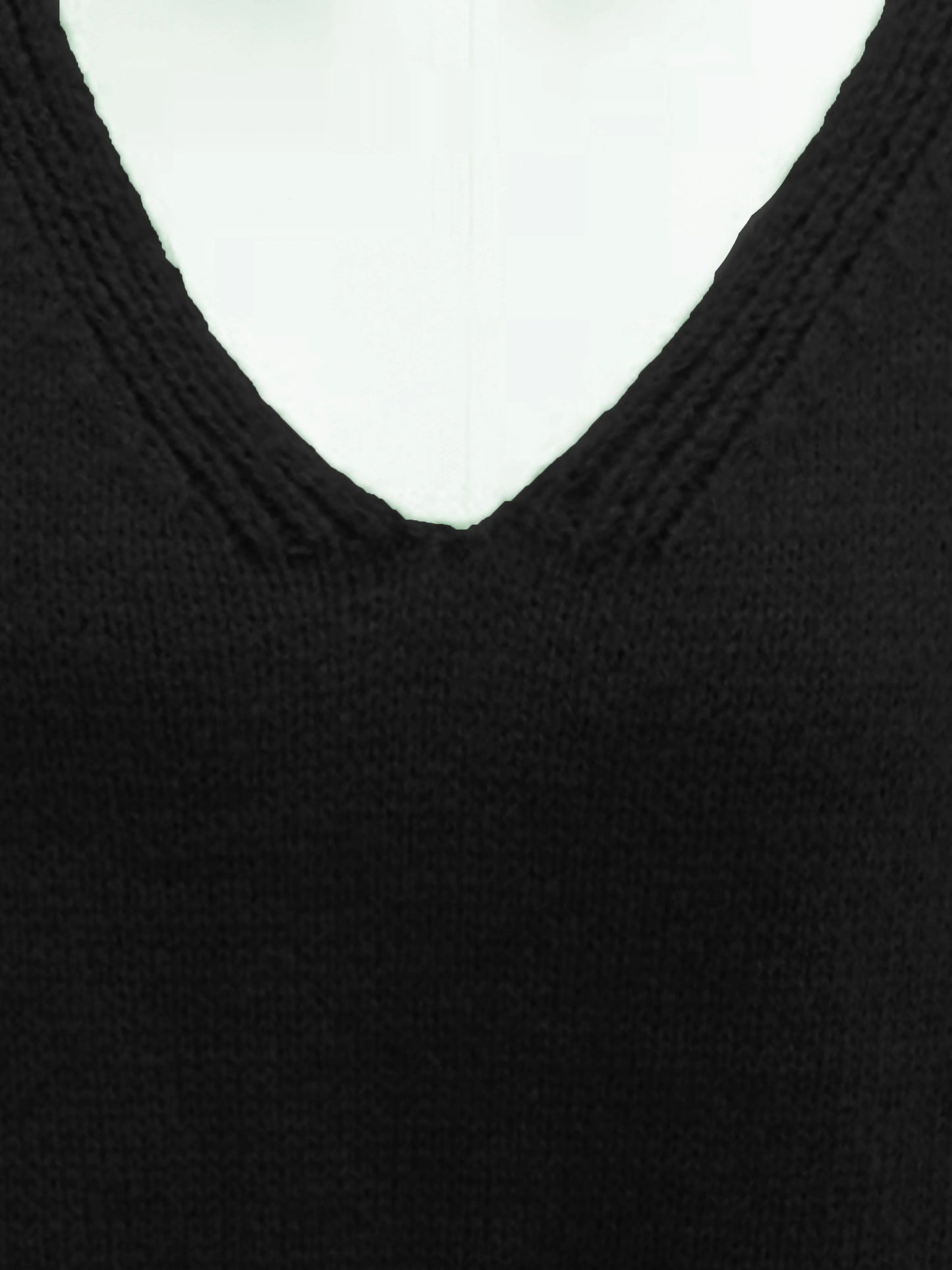 NOVA - Oversized trui met V-hals voor een elegante en comfortabele look