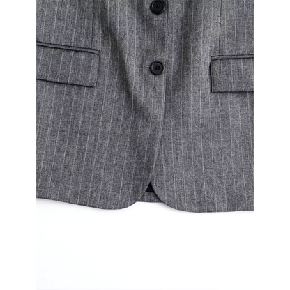 VIVIAN - Klassieke damesblazer met twee klepzakken