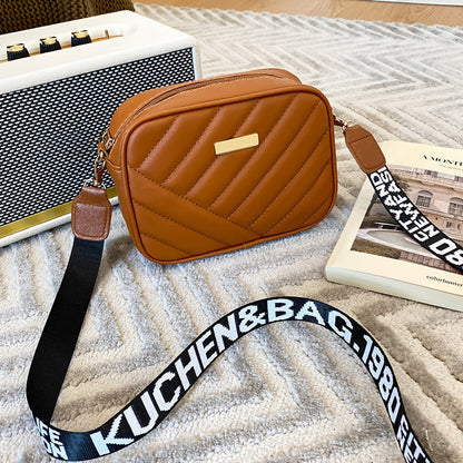 Moderne vierkante gevoerde schoudertas – CuboLuxe - Glamorix