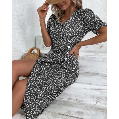 SERELLA – Elegante wikkeljurk met verfijnde pasvorm en vrouwelijke charme