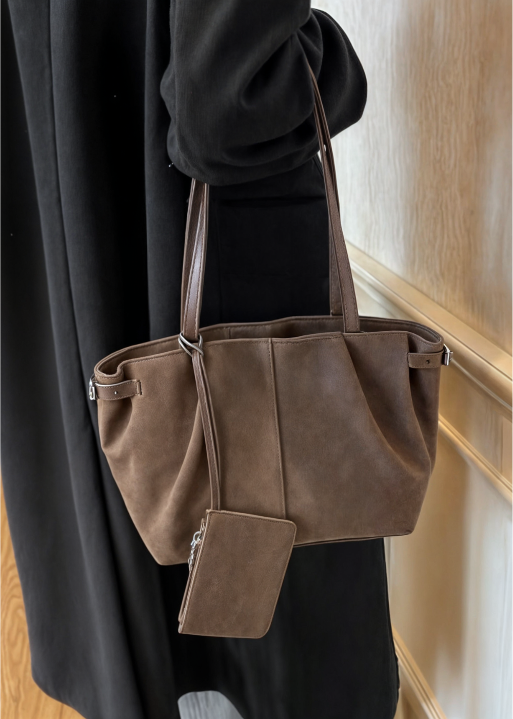 Luxe suède tote bag met bijpassend etui – ELIANE