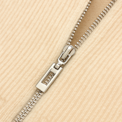 Rust in uitstraling, kracht in eenvoud: een full-zip vest met luxe kasjmier en moderne verfijning voor heren – NOVARA - Glamorix