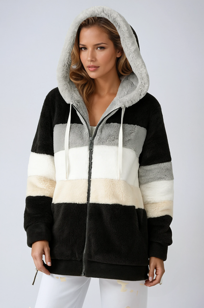 Speels teddy jas voor dames met capuchon en gestreept ontwerp en zacht warm gevoel – LUMERA - Glamorix