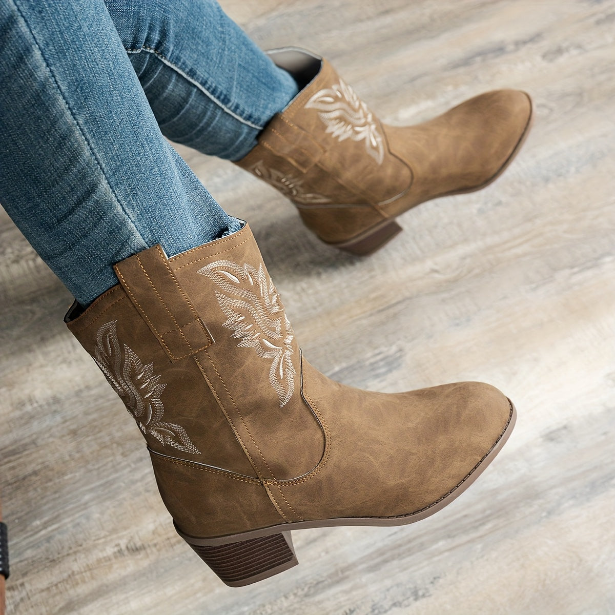 Cowboylaarzen met puntige neus en brede blokhak voor dagelijks gebruik, instap zonder rits of veters voor dames – QUOR - Glamorix