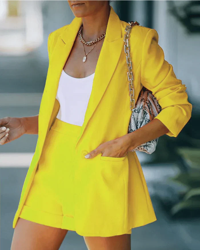 Stijlvol dames shortpak met blazer en rechte pijpen – SANTÉ VUE - Glamorix