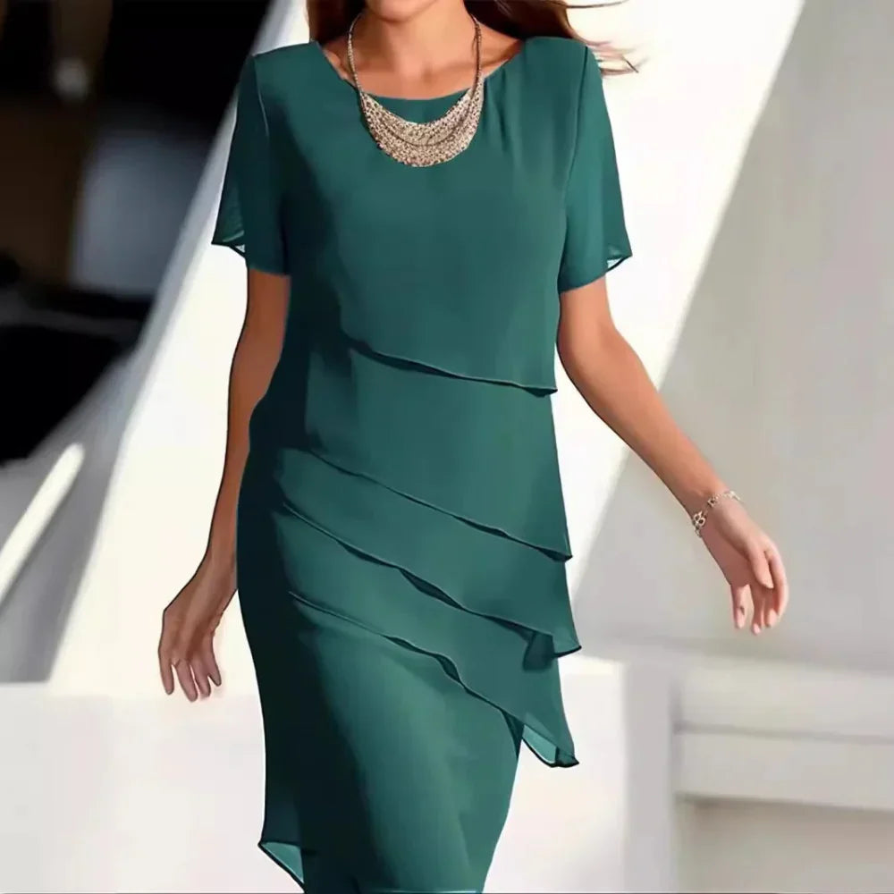 Zomerse midi-jurk van luchtige chiffon met gelaagd design – AURORA LAYERS - Glamorix
