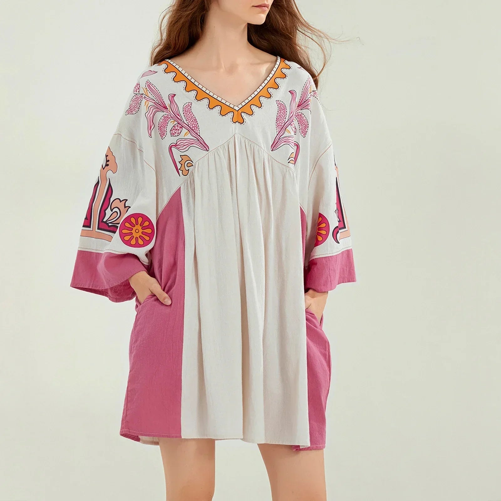Dames tuniekjurk met V-hals en geborduurde details – ISLA BOHO - Glamorix