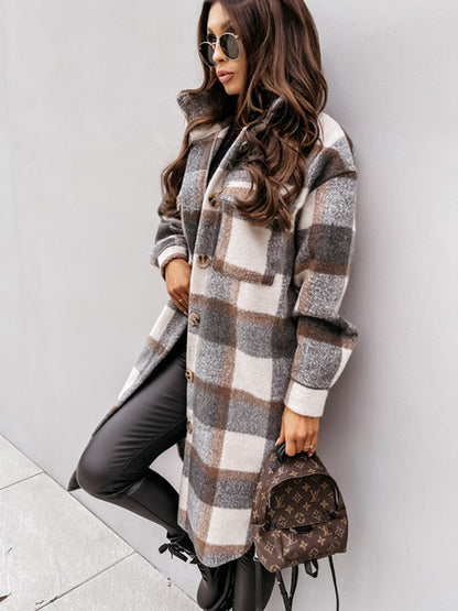 CLAUDIA - Oversized geruite damesjas met een tijdloze uitstraling