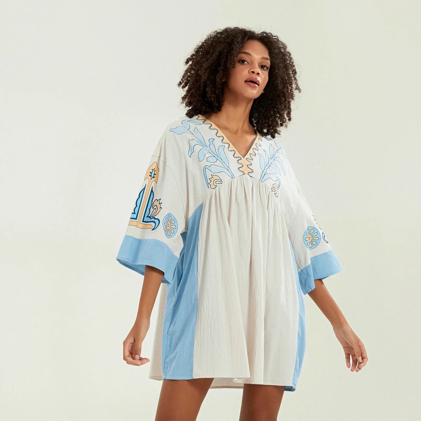 Dames tuniekjurk met V-hals en geborduurde details – ISLA BOHO - Glamorix