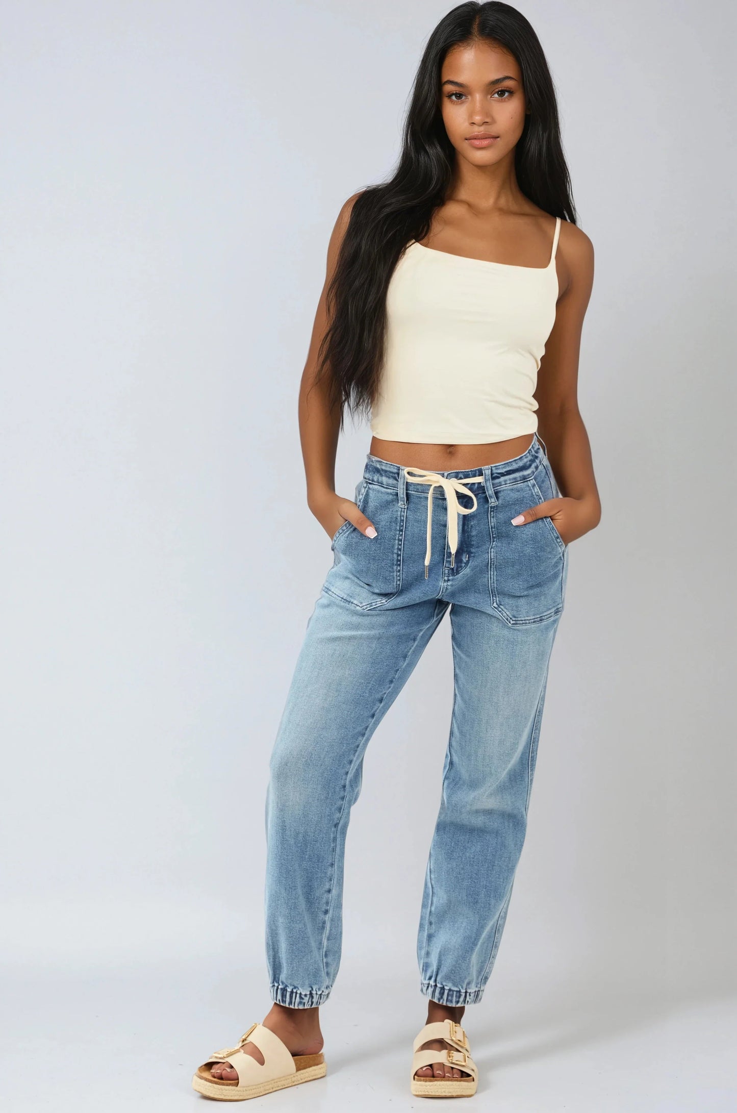 NOËLLE – Blauwe dames jeans jogger met trekkoord en relaxed fit - Glamorix
