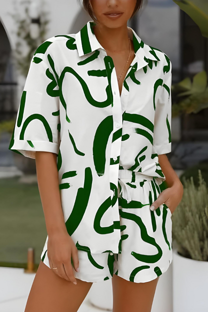 Tweedelige dames set met losse blouse en short – LAVAYA SET - Glamorix