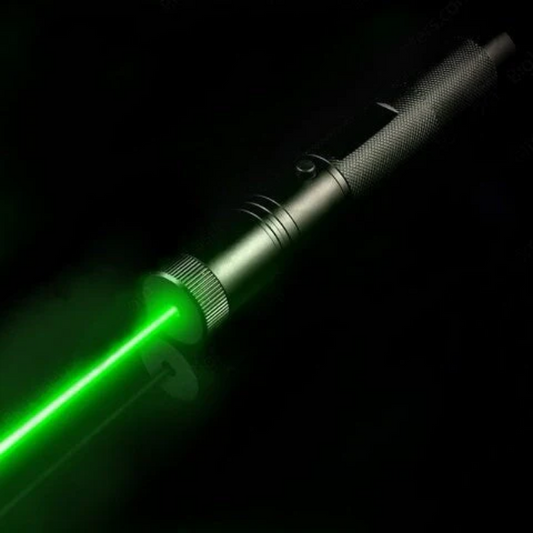 Krachtige oplaadbare laserpointer voor buitengebruik met lange reikwijdte – LUMION ApexBeam - Glamorix