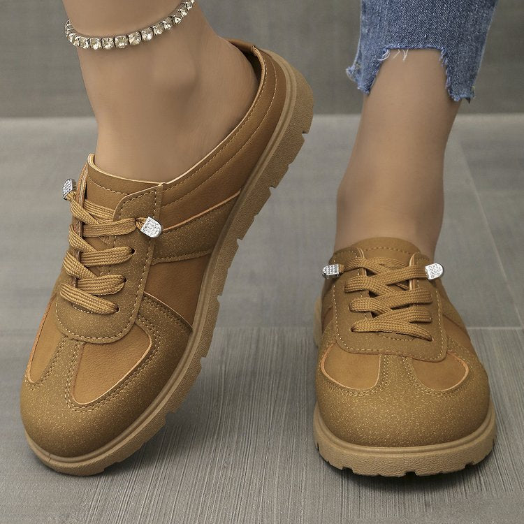Stijlvolle dames veterschoen met glansdetails en sportieve zool – ELORIA SHINE - Glamorix