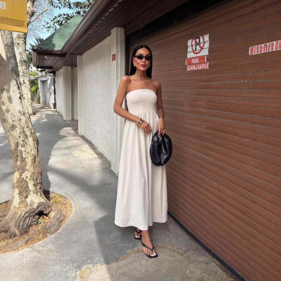 Modieuze strapless midi-jurk met smocktop – ELARA - Glamorix