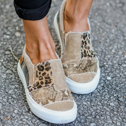 Slip-on dames sneakers met speels patchwork design – LUNARIA STEP - Glamorix