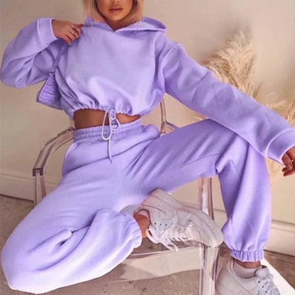 Stijlvolle dames lounge set met cropped hoodie en jogger – RAYA RELAX - Glamorix