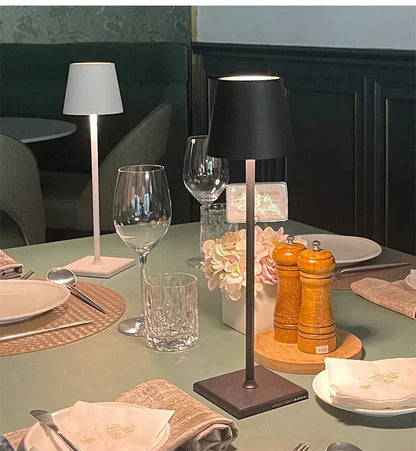 LUXELITE - Elegante draadloze bureaulamp