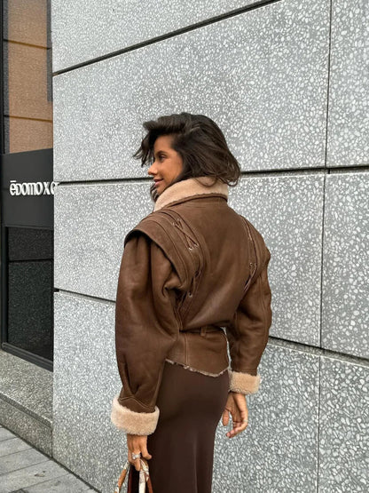 KAILANI - Trendy en warme herfstjas voor stijlvolle dagen