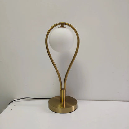 FROSTGLOW - Nachtlamp van mat glas met gouden accenten