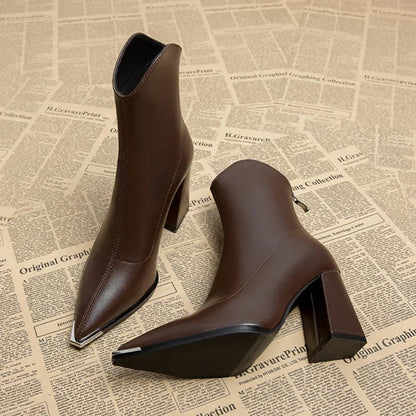 Trendy Chelsea Boots met Chroomdetail voor Dames – VÉRANZA