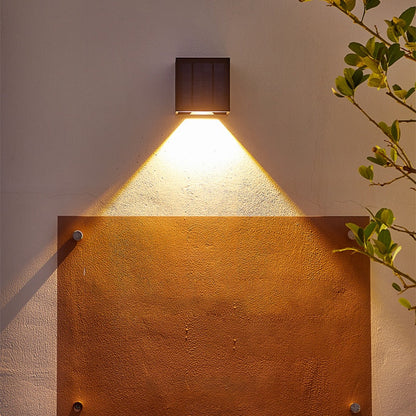 Solar wandlamp met op- en neerwaartse LED-verlichting – SOLARFLARE DUO - Glamorix