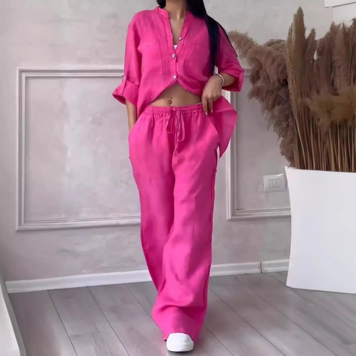 Losvallend damespak met rechte broek en lange mouwen – AVA SUIT - Glamorix