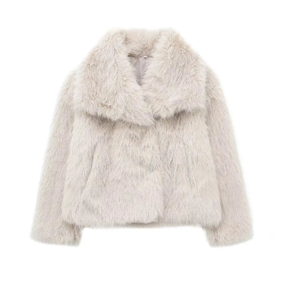 Luna – Korte damesjas van imitatiebont met oversized kraag