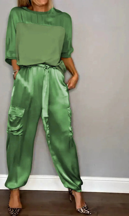 Satijnen dames set met losse top en cargo broek – LIA SHINE - Glamorix