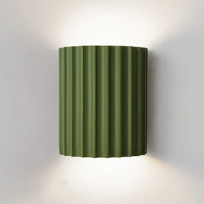 Moderne wandlamp van hars met artistiek design – SOLVARA LightForm - Glamorix