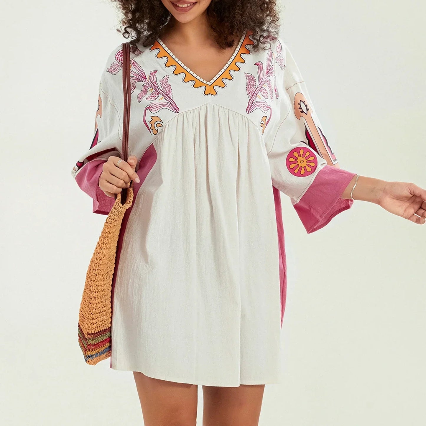 Dames tuniekjurk met V-hals en geborduurde details – ISLA BOHO - Glamorix