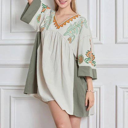 Dames tuniekjurk met V-hals en geborduurde details – ISLA BOHO - Glamorix