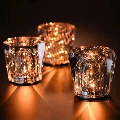 LUMICRYSTAL - Lamp met ijzeren basis en kristallen accenten